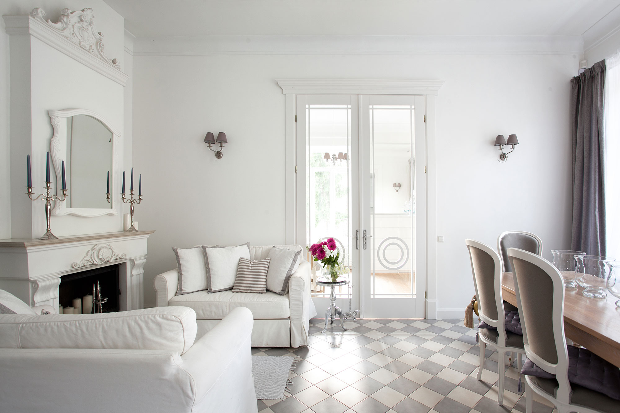 Ideas for an elegant house Englishstyle furniture Santandrea Luxury