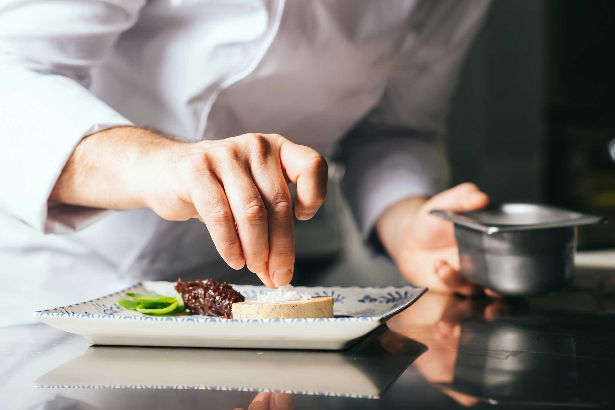 Italian luxury restaurants: prices - Santandrea Luxury Houses